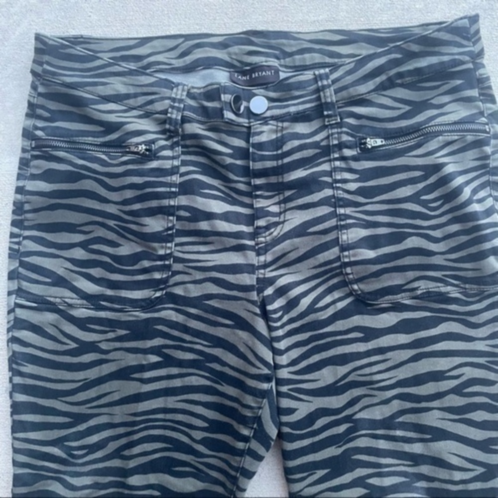 Lane Bryant Pants    GB1